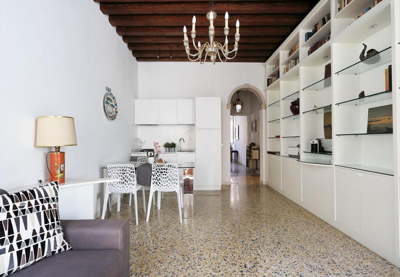Casa Del Mandolino - Cozy Near The Station! Appartamento